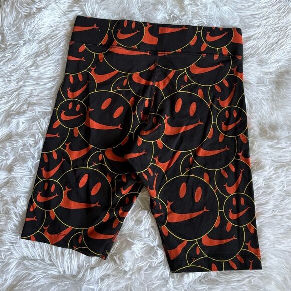 Nike Sportswear Essential Biker Shorts Smiley Face Black Orange Womens Small - Picture 2 of 5